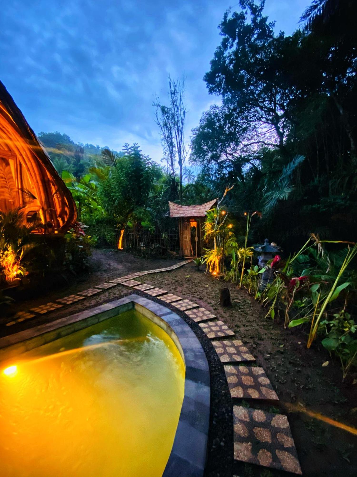 Bamboo House - Ecobreeze Villa Sidemen  Bagian luar foto