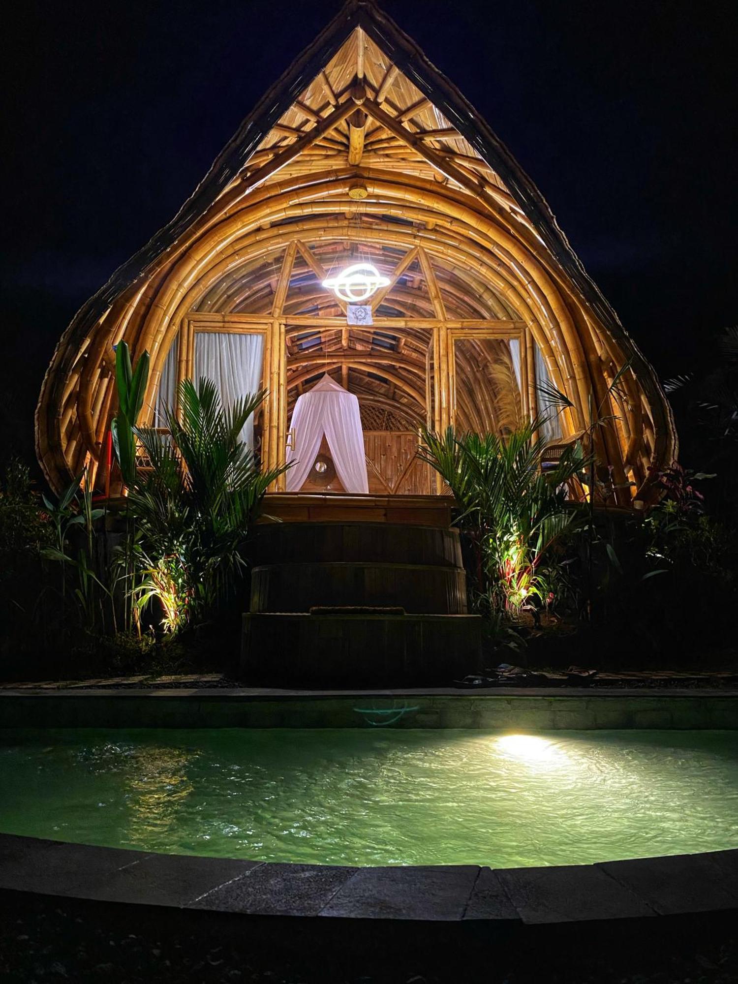 Bamboo House - Ecobreeze Villa Sidemen  Bagian luar foto