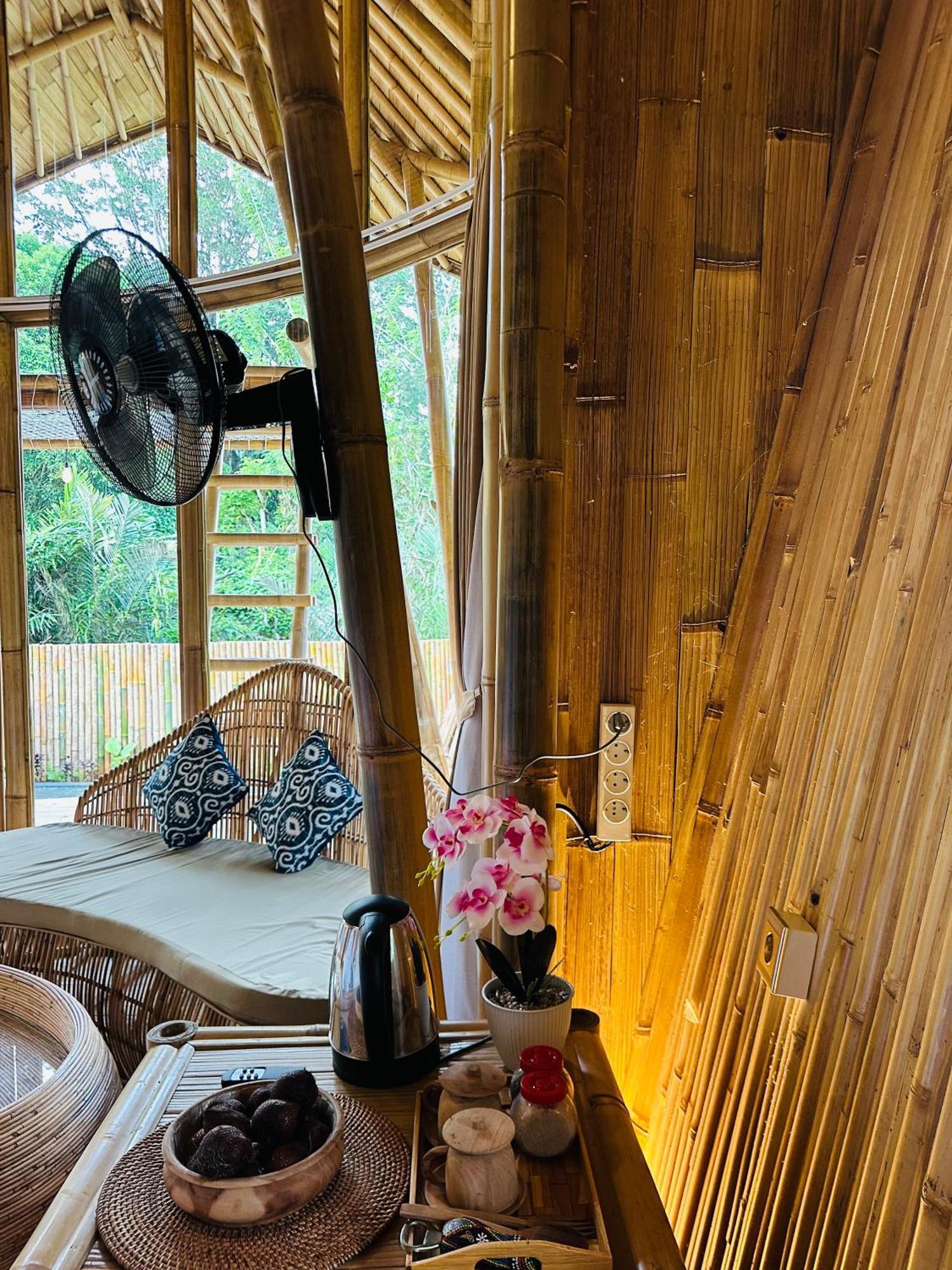 Bamboo House - Ecobreeze Villa Sidemen  Bagian luar foto